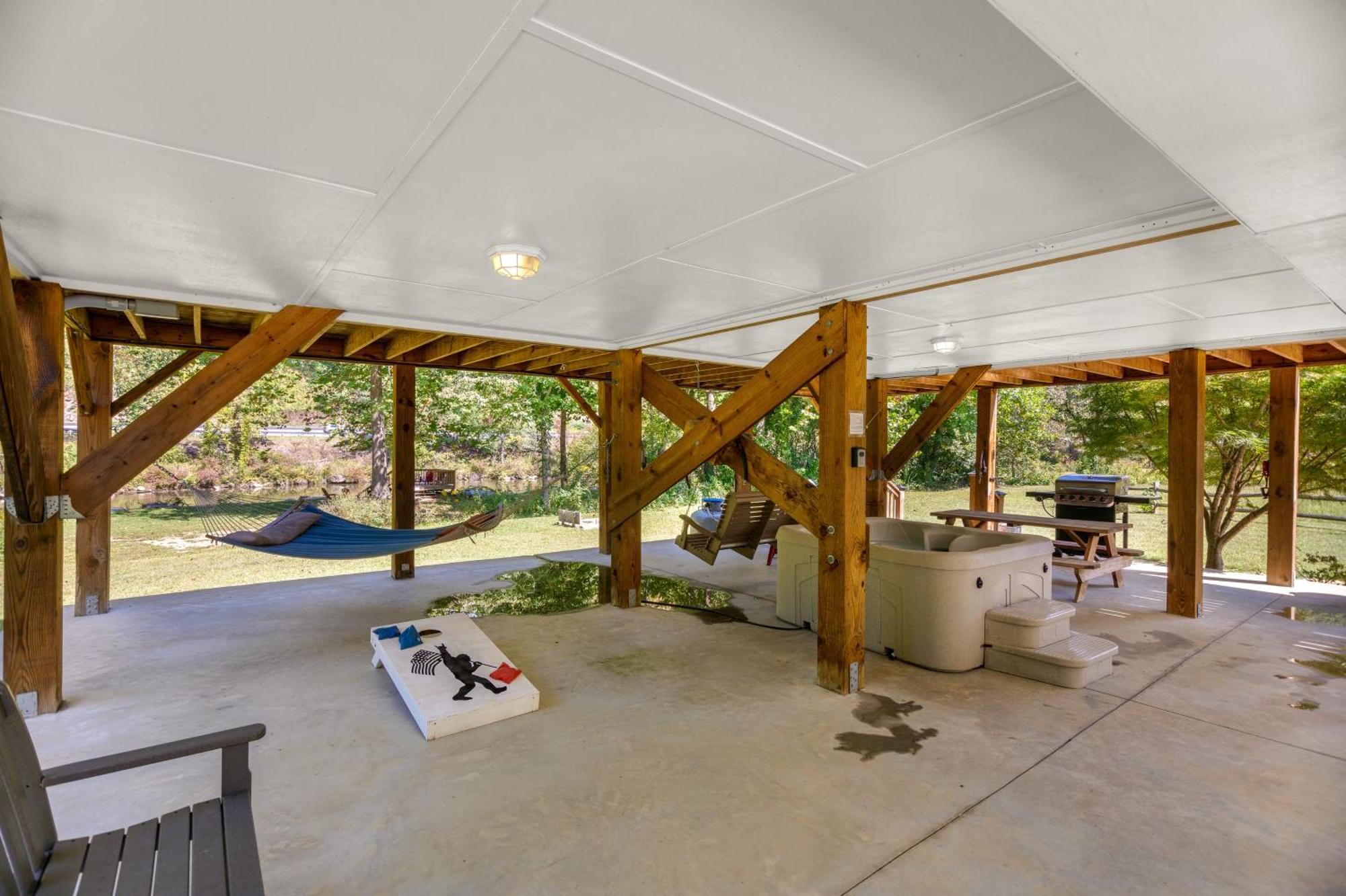 Full Stream Ahead Villa Whittier Exterior photo